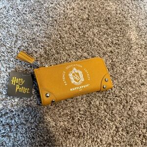 NWT Harry Potter Hufflepuff Wallet